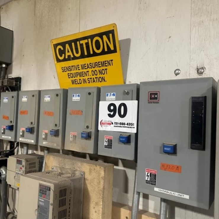 (6) Cutler Hammer Motor Starters 5-25hp