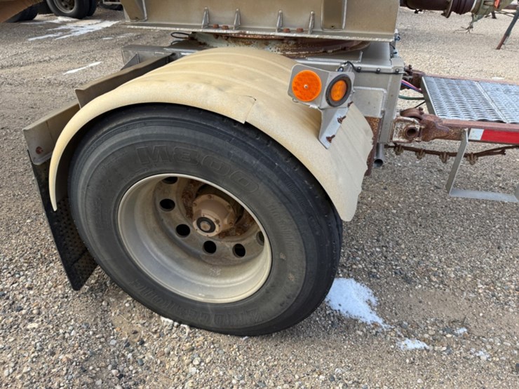 2011-brenner-tank-trailer-image-5