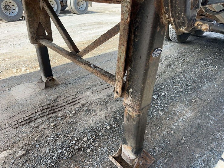 2010-manac-end-dump-image-16