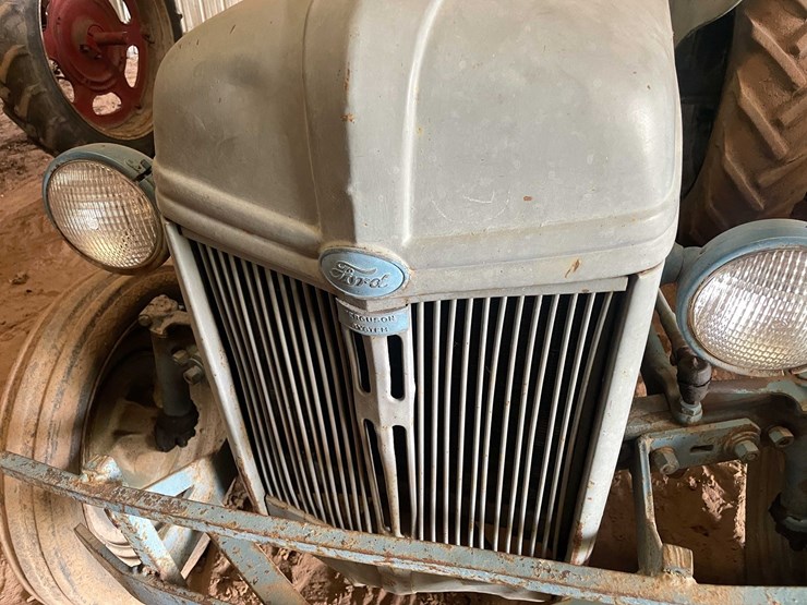 ford-tractor-image-13