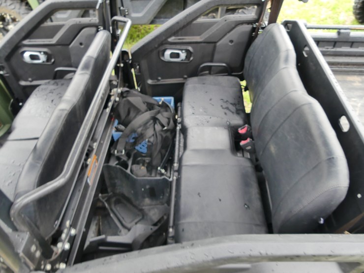 2021-john-deere-855m-s4-image-21