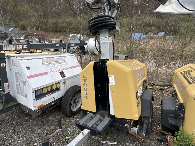 2015-caterpillar-c11-image-2