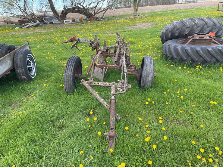 #5586-•-moldboard-plow-image-2