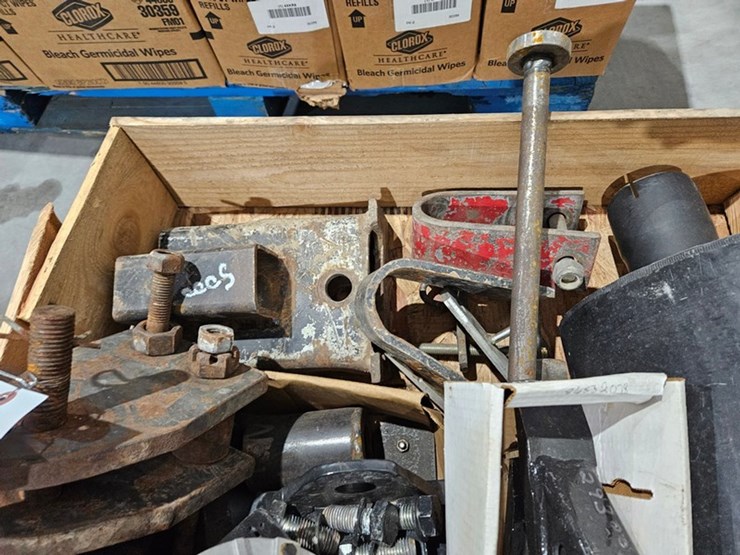 #55-•-pallet-misc-items-image-9