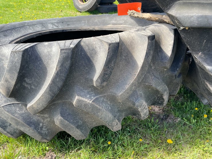 #5595-•-(2)-tractor-tires-image-12