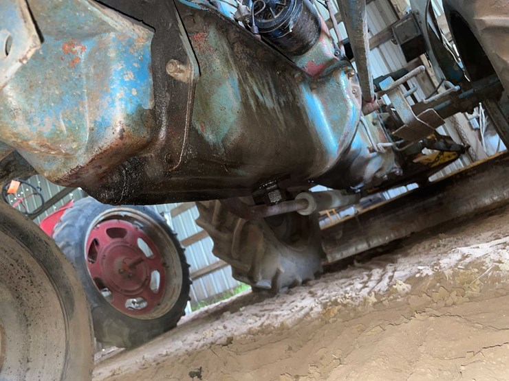 ford-tractor-image-60