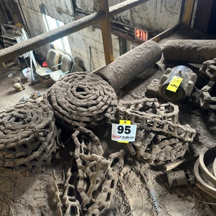Approx 50ft #78 Deck Chain and (2) 5inch Plain Bearings and (2) Steel Rolls