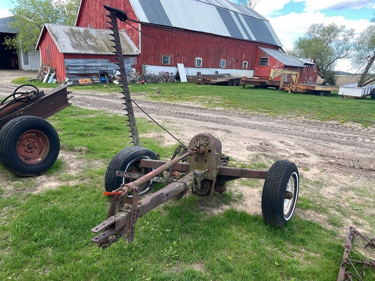 #5609-•-pto-sickle-mower-image-1
