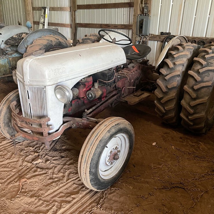 FORD TRACTOR