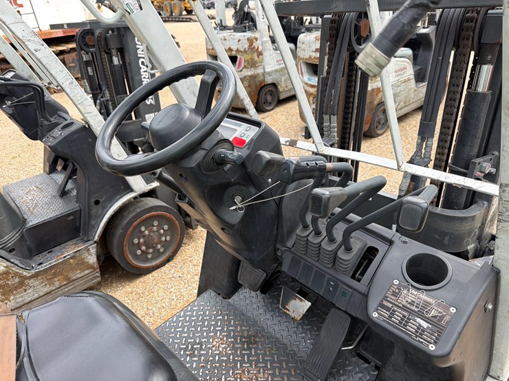 #16259-•-2015-nissan-cf50-forklift-image-5