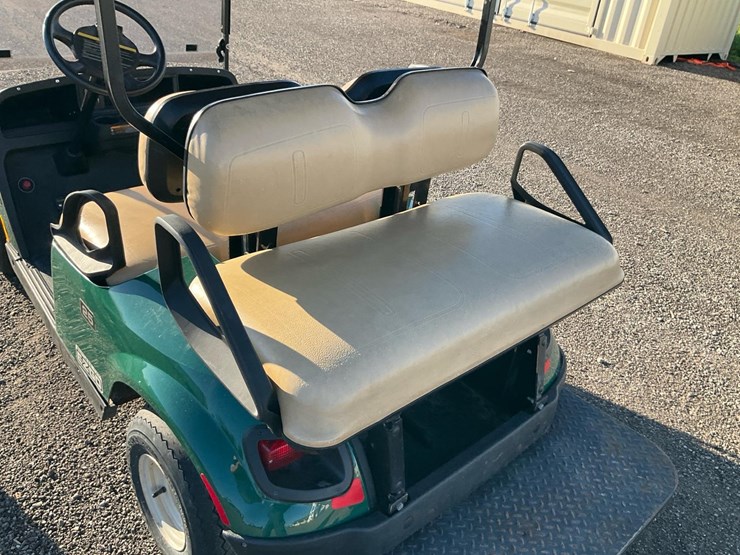 #2352-•-ezgo-shuttle-2+2-txt-4-passenger-golf-cart*-image-15