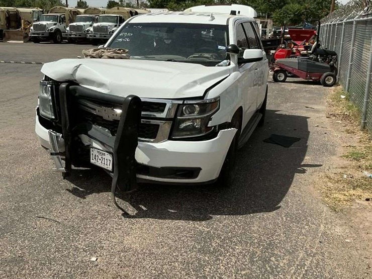 2019-chevrolet-tahoe-image-1
