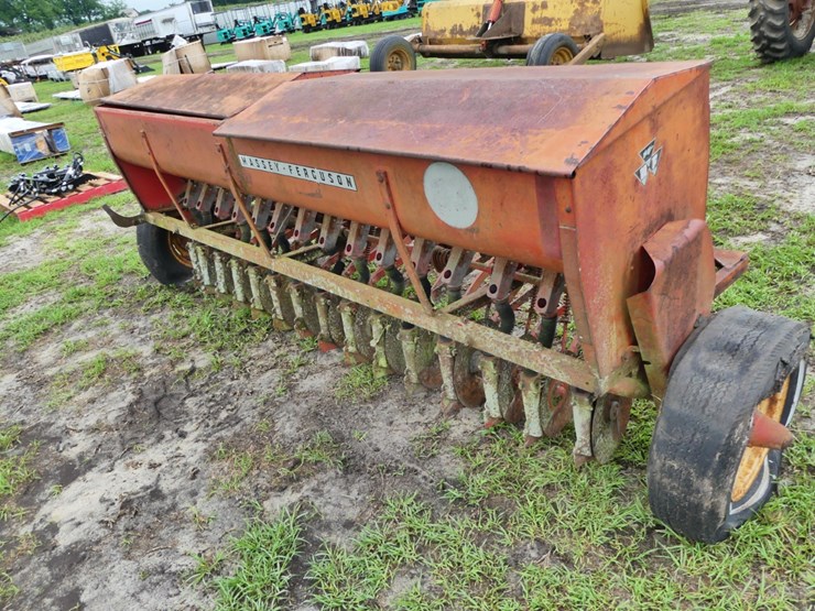 massey-ferguson-10-image-3