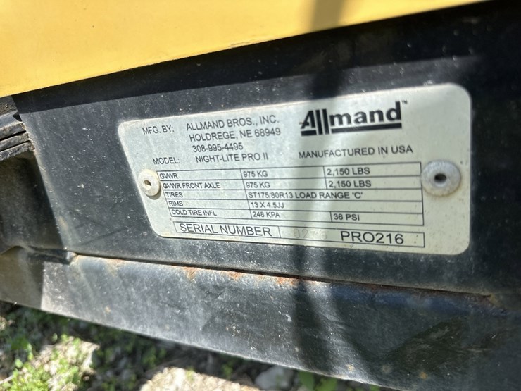 2016-caterpillar-c11-image-2