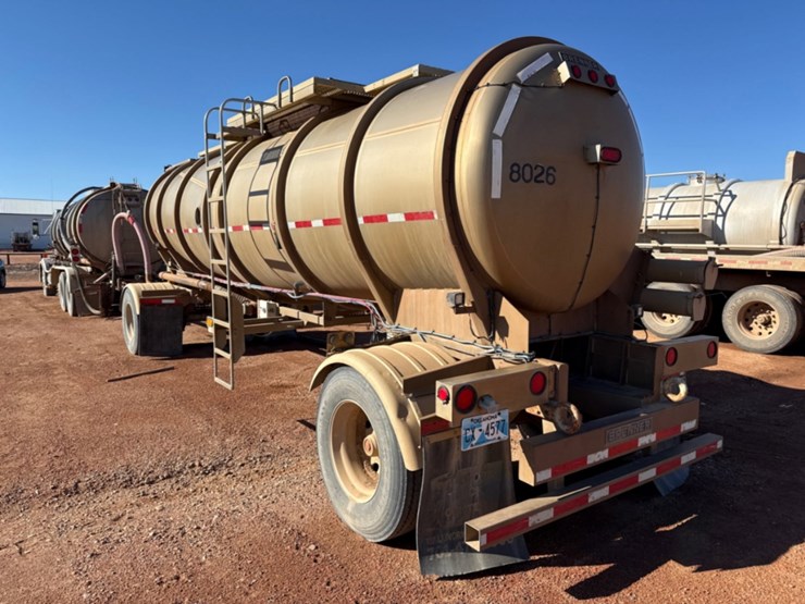 2011-brenner-tank-pup-trailer-image-3