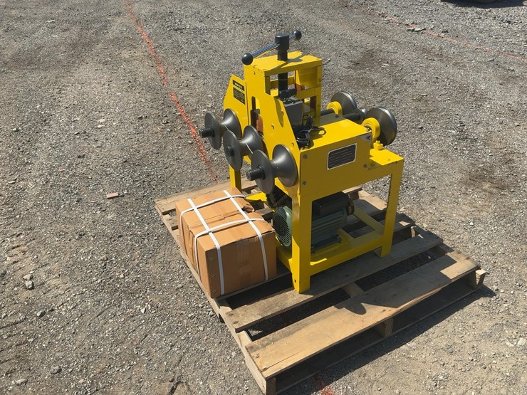 #4078-•-unused-future-ft‑76b-tube-&-pipe-bender-machine-image-1