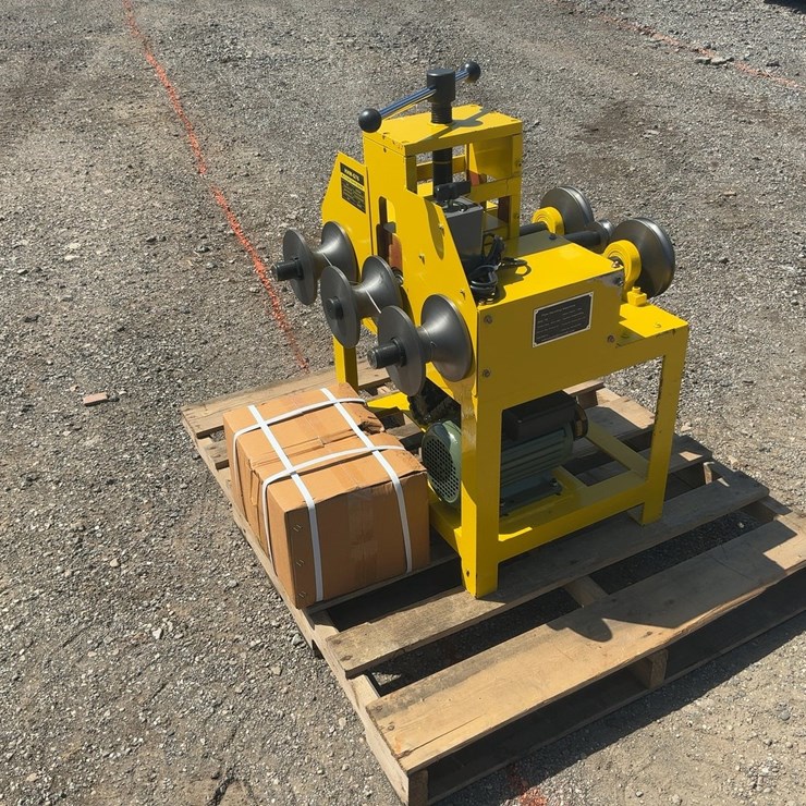 #4078 • Unused FUTURE FT‑76B Tube & Pipe Bender Machine