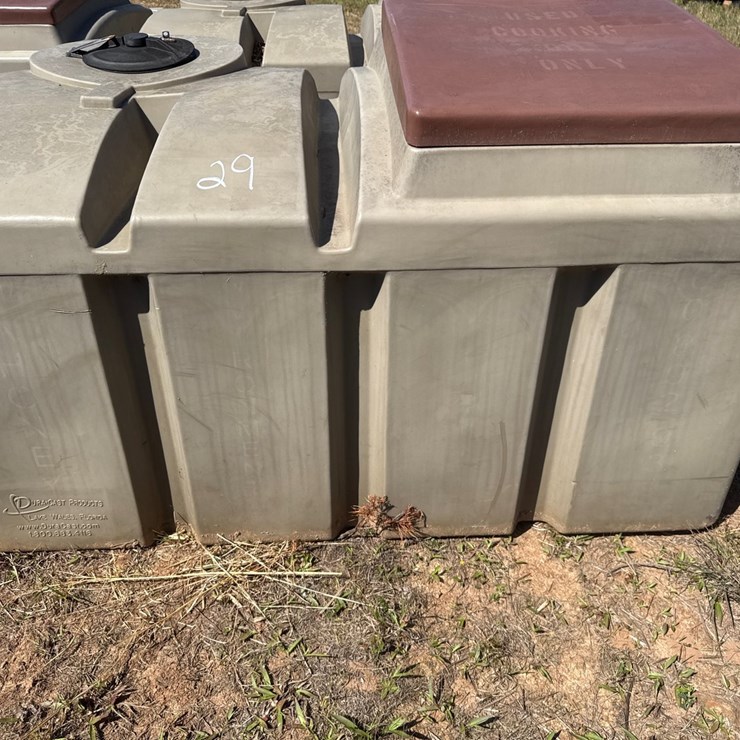 #29 • DURA-CAST OIL CONTAINER