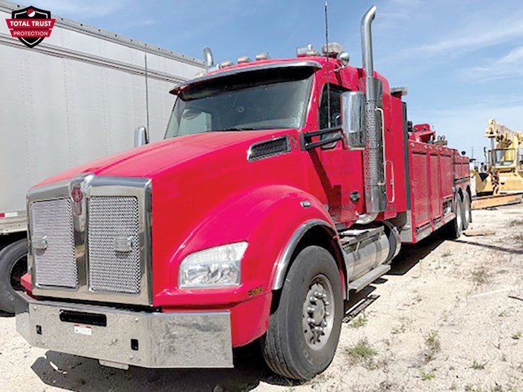 2021-kenworth-t880-image-2