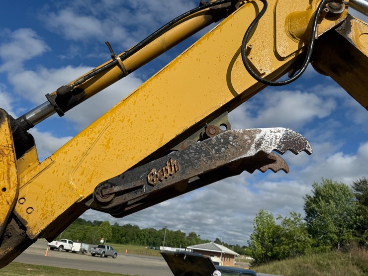 1998-caterpillar-426c-image-26
