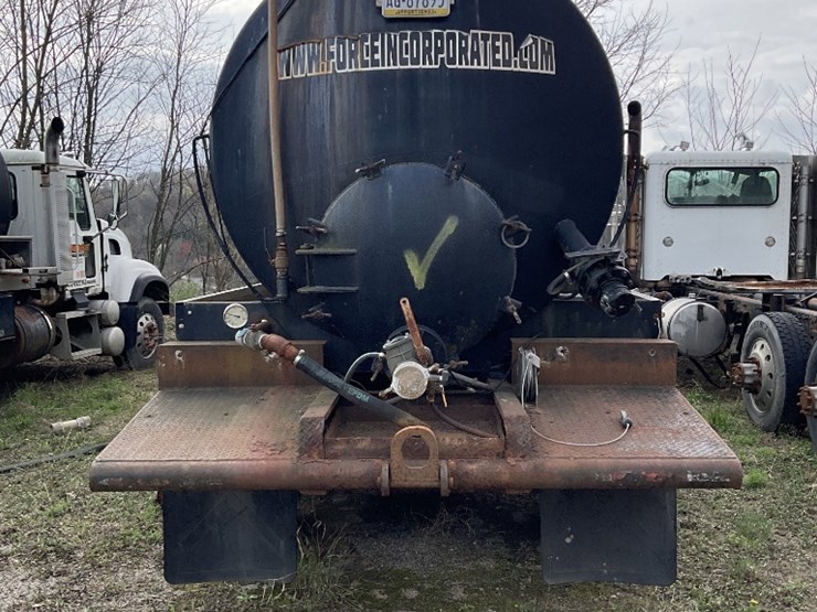 2005-mack-cv713-image-4