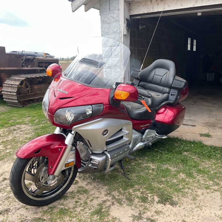 #5572 • 2012 Honda Gold Wing Motorcycle