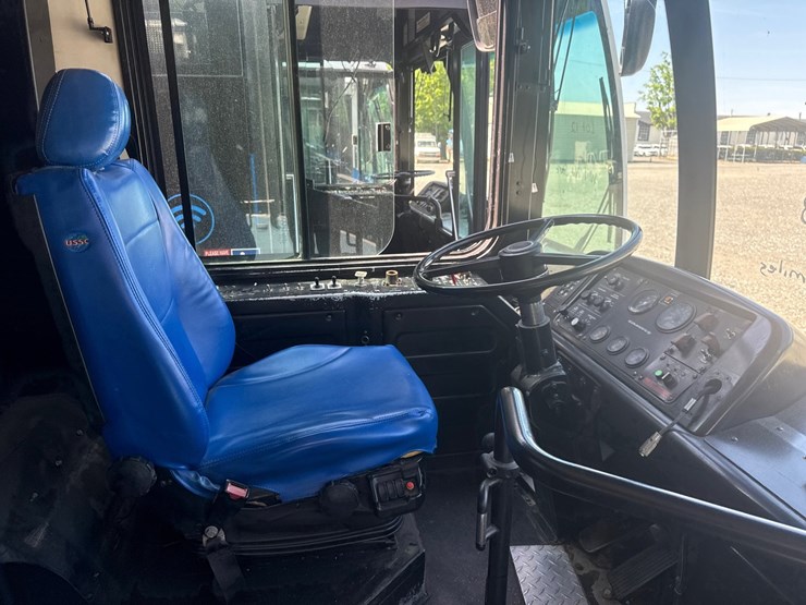 2007-gillig-low-floor-image-20