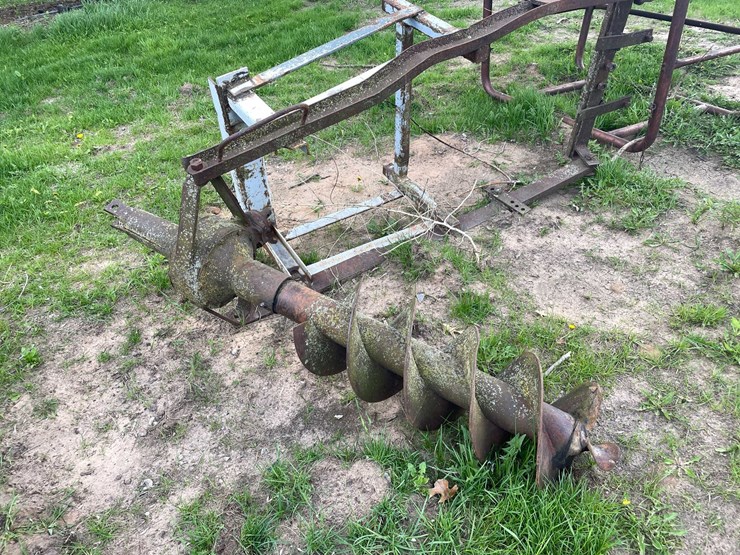 #5611-•-post-hole-digger-image-2