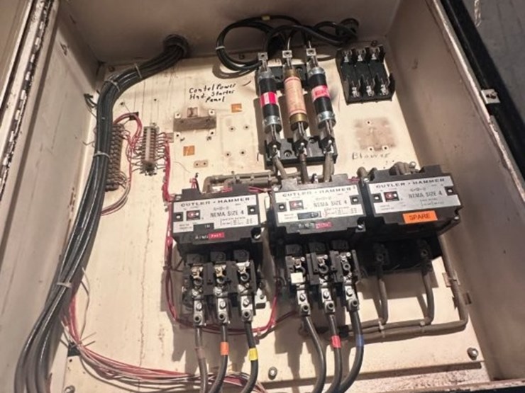 electrical-control-box-with-(2)-cutler-hammer-size-4-motor-starters-and-(1)-size-4-contactor-image-1