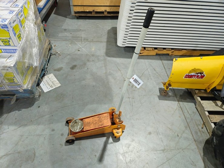 #18-•-floor-jack-image-2