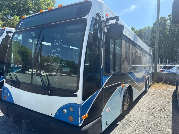 2012-gillig-low-floor-image-5