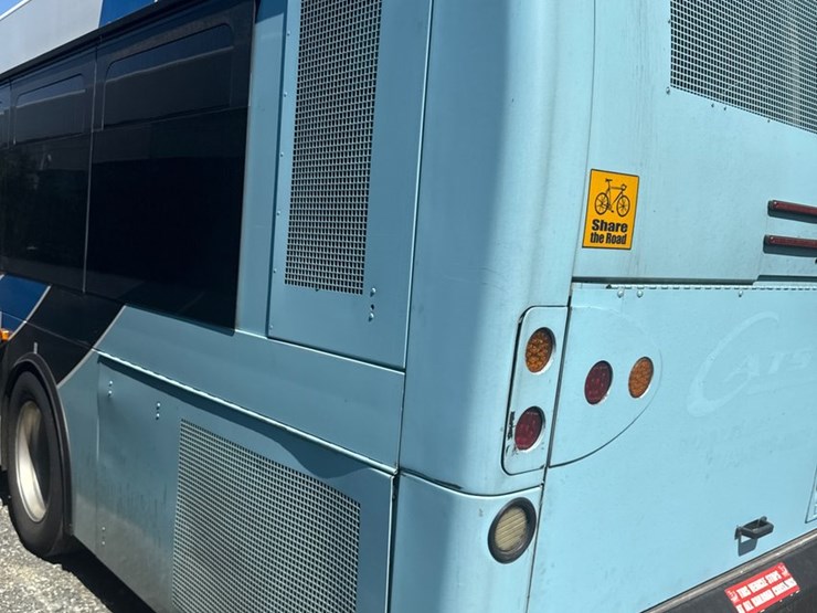 2007-gillig-low-floor-image-9