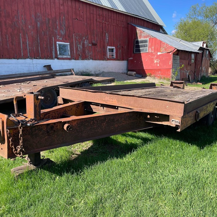 #5575 • Heavy Duty Trailer