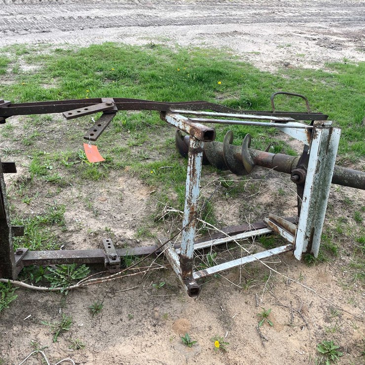 #5611 • Post Hole Digger