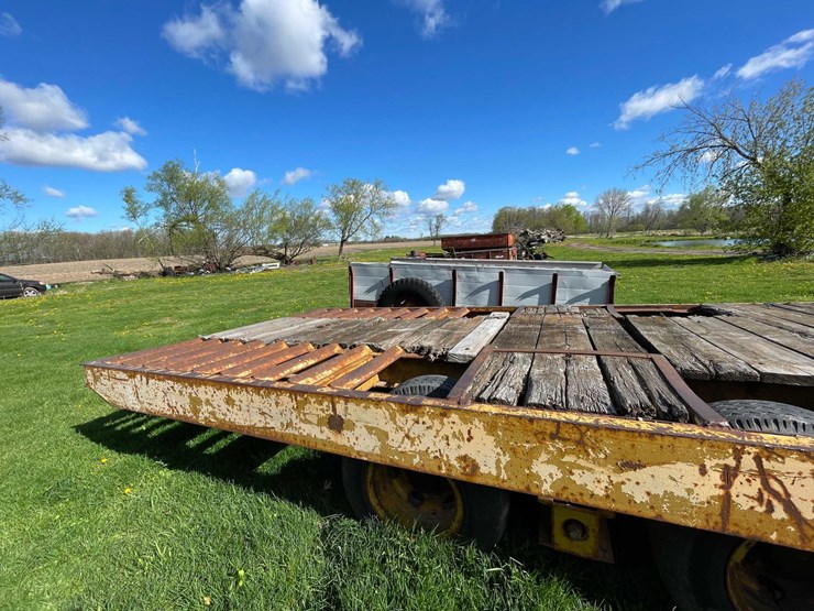 #5576-•-gooseneck-tilt-bed-trailer-image-6