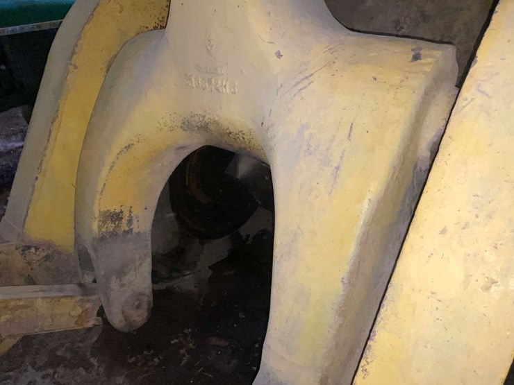 #5557-•-hough-120-payloader-image-13