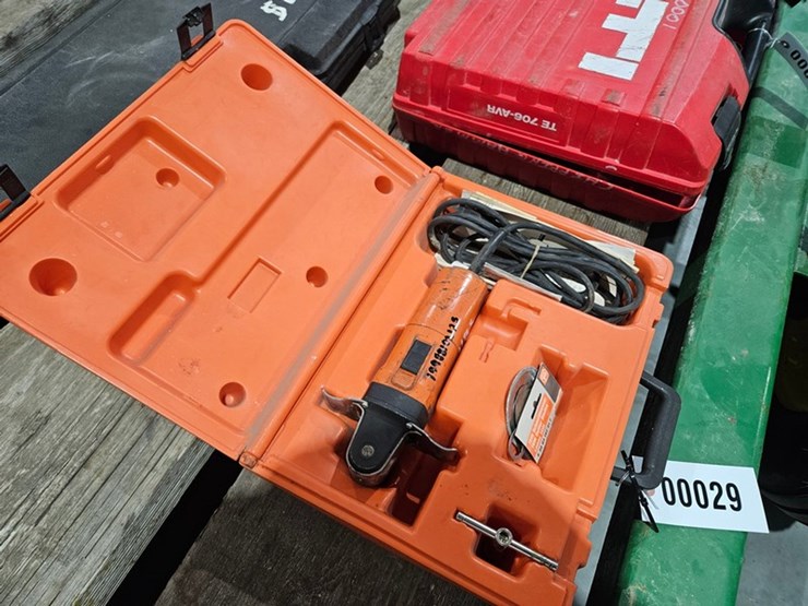 #29-•-fein-electric-sealant-cutter-image-2
