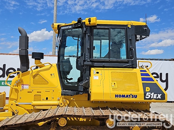2023-komatsu-d51ex-24-image-5