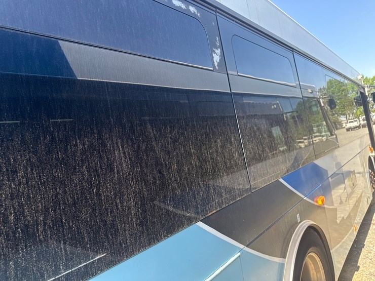 2007-gillig-low-floor-image-19