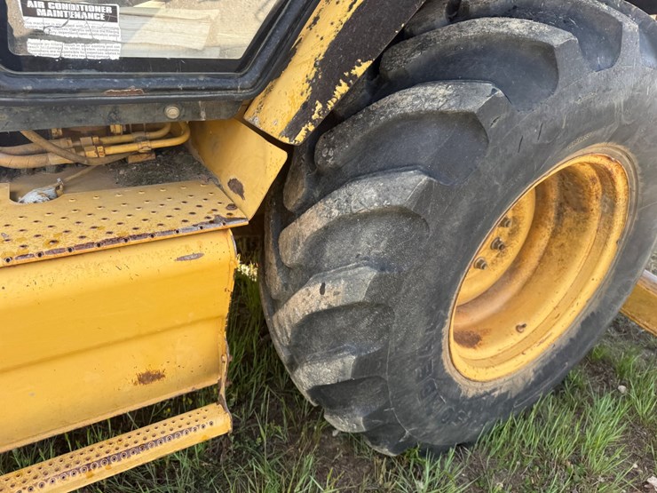 1998-caterpillar-426c-image-42