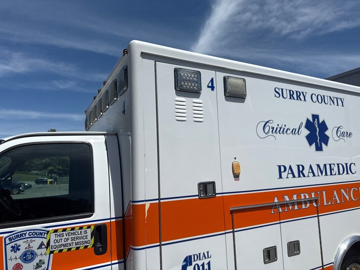 #9-•-2017-chevrolet-ambulance-4500-image-12