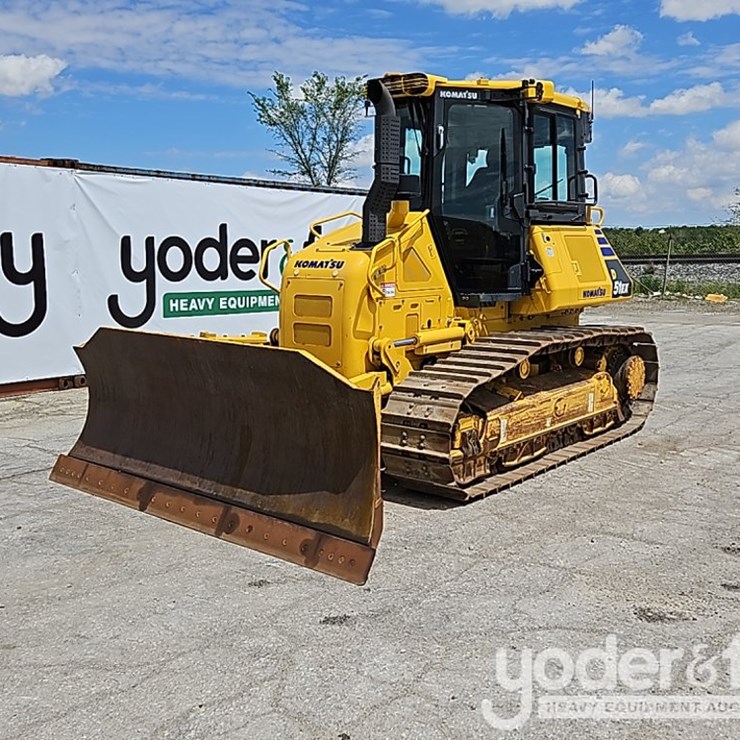 2023 KOMATSU D51EX-24