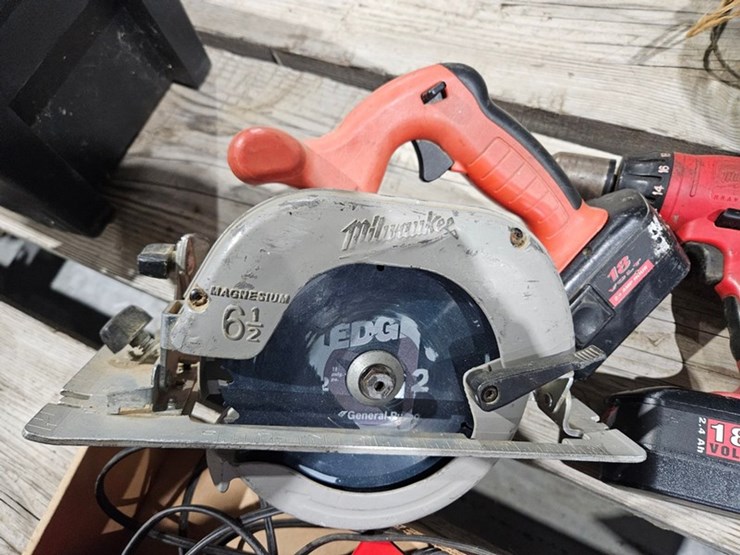 #85-•-milwaukee-18v-tools-and-batteries-image-4
