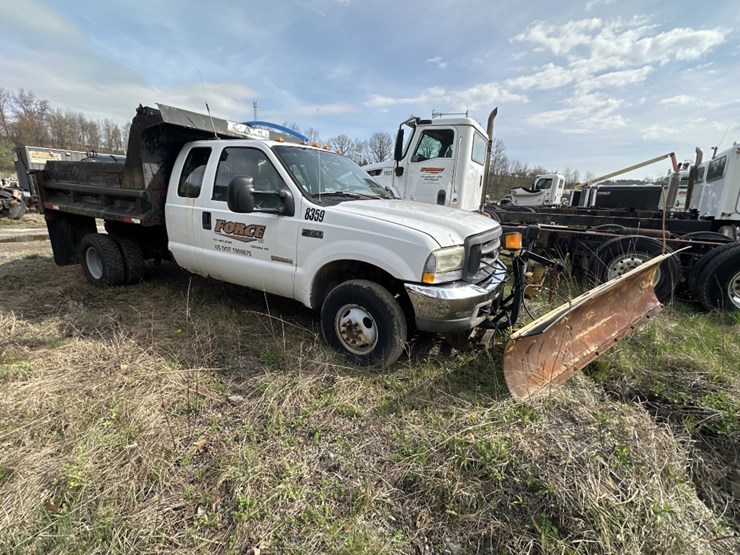 2004-ford-f350-image-3