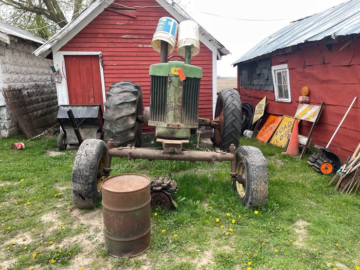 john-deere-720-image-2