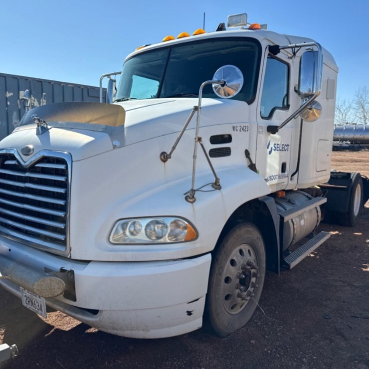 2007 MACK VISION