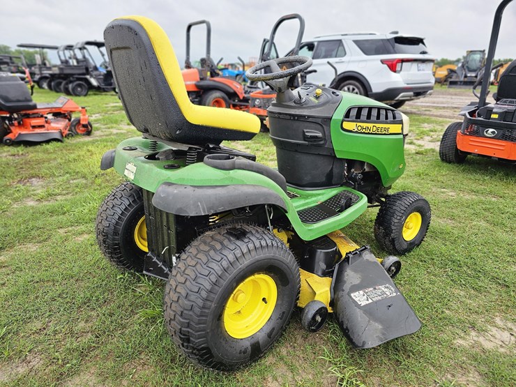 2013-john-deere-d140-image-3