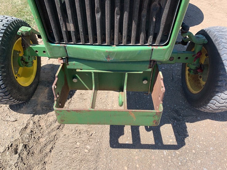 john-deere-850-image-17