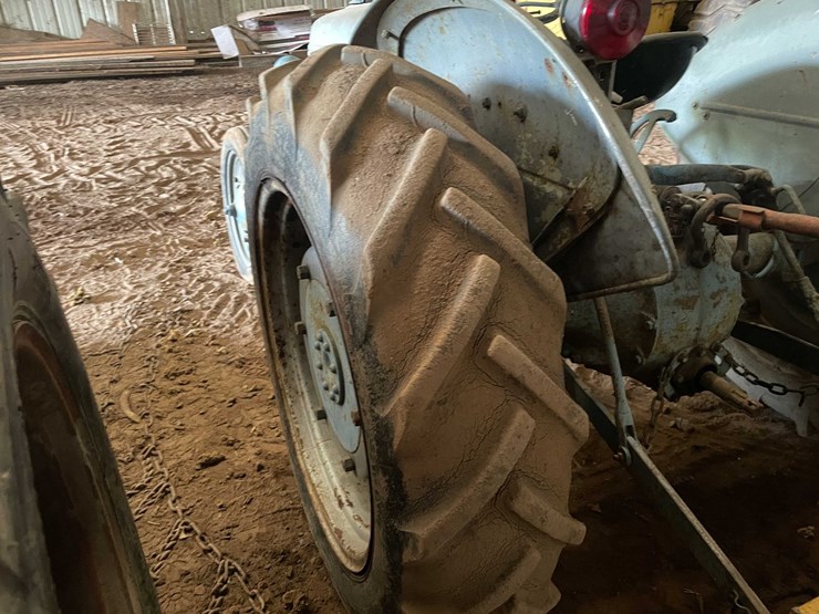 ford-tractor-image-57