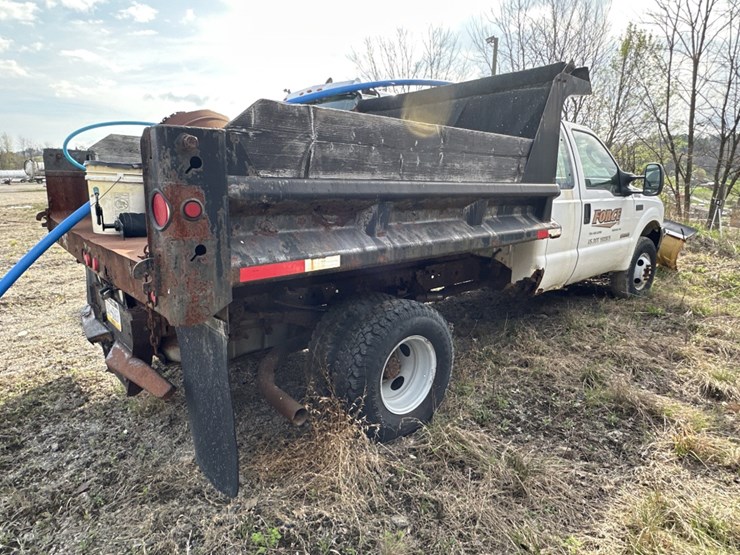 2004-ford-f350-image-4